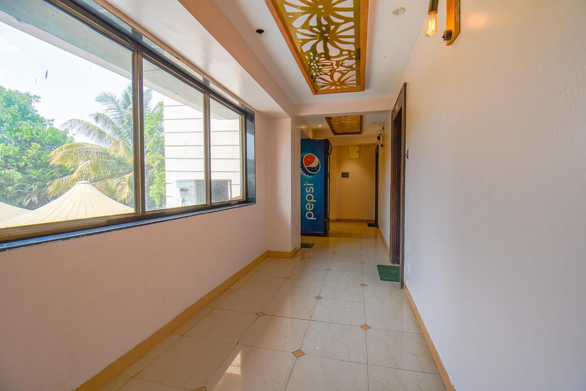 Fabexpress Glory - Nr Skywalk Bridge Hotel Pimpri-Chinchwad Buitenkant foto